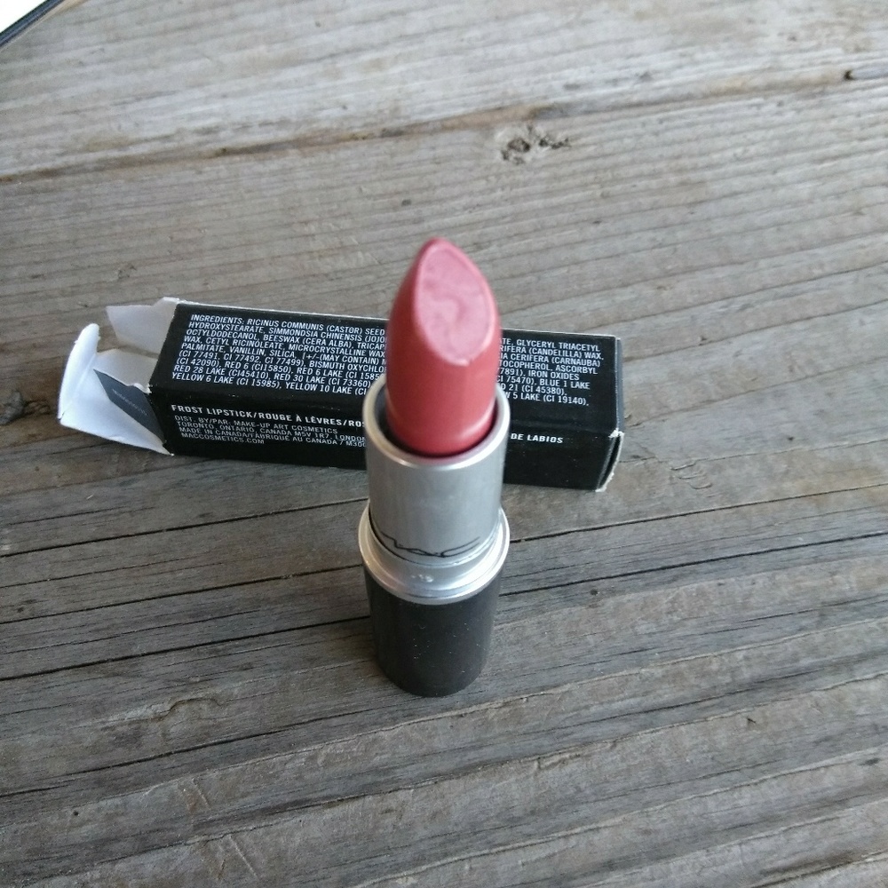 MAC - Picture 3 of 3